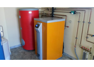 Šilumos siurblys SVEO GeoKat 13 kW + 300 litrų boileris objekte Klaipėdos raj.

Daugiau informacijos rasite: www.sveogrupe.lt